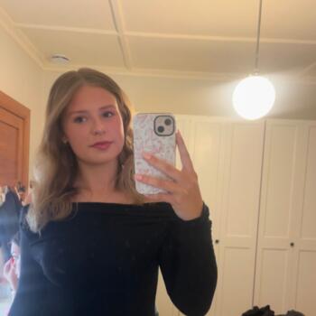 Babysitter in Whanganui: Sophie