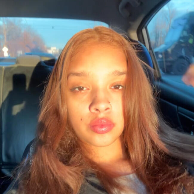 Babysitter in Baltimore: Tania