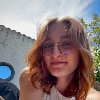 Babysitter Pérignat-lès-Sarliève: Elise