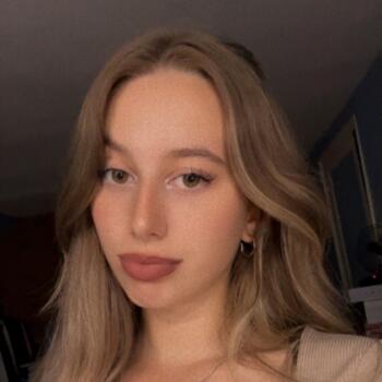 Babysitter in Boulogne-sur-Mer: Lola