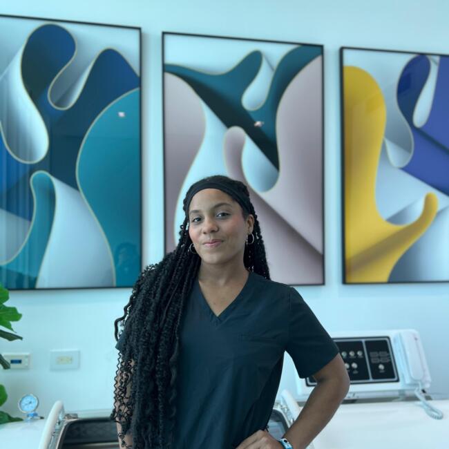 Babysitter in Panama City: Natalia