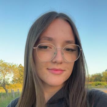 Babysitter in Pelotas: Jeniffer