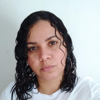 Babysitter in Florianópolis: Rayanne