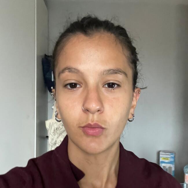 Babysitter in Vienna: Lara