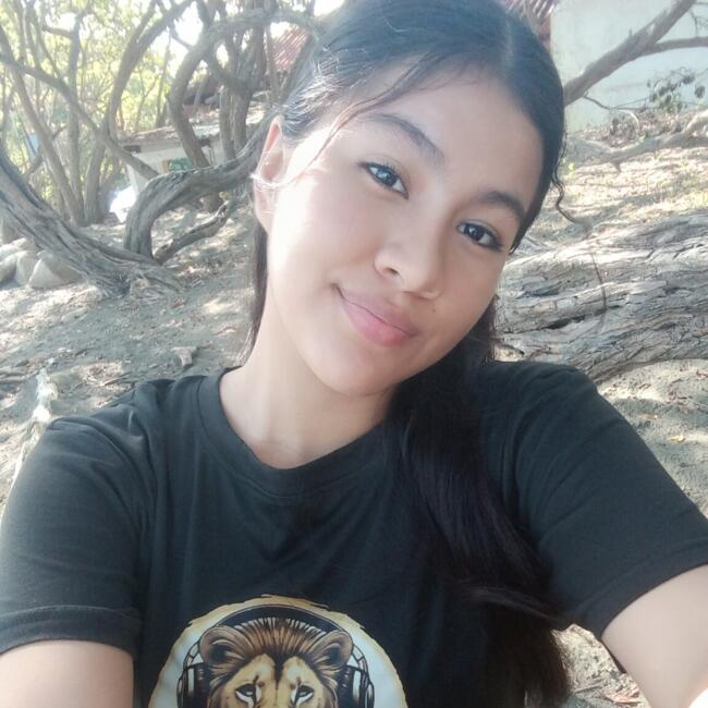 Babysitter in Chitré: Evelin