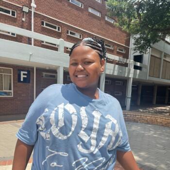 Babysitter in Pretoria: Monique