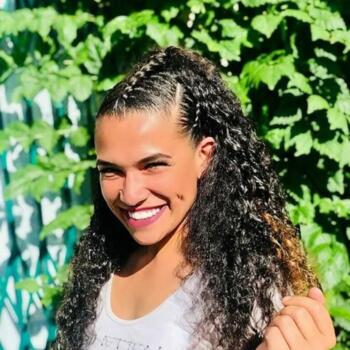 Babysitter Ponta Grossa: Flávia