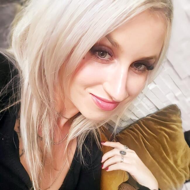 Babysitter in Anglet: Samantha