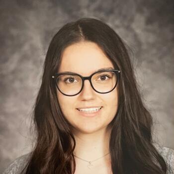 Babysitter in Villach: Leah