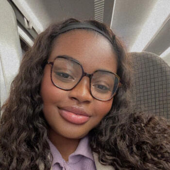 Babysitter in Steinfort: Emelda hingis