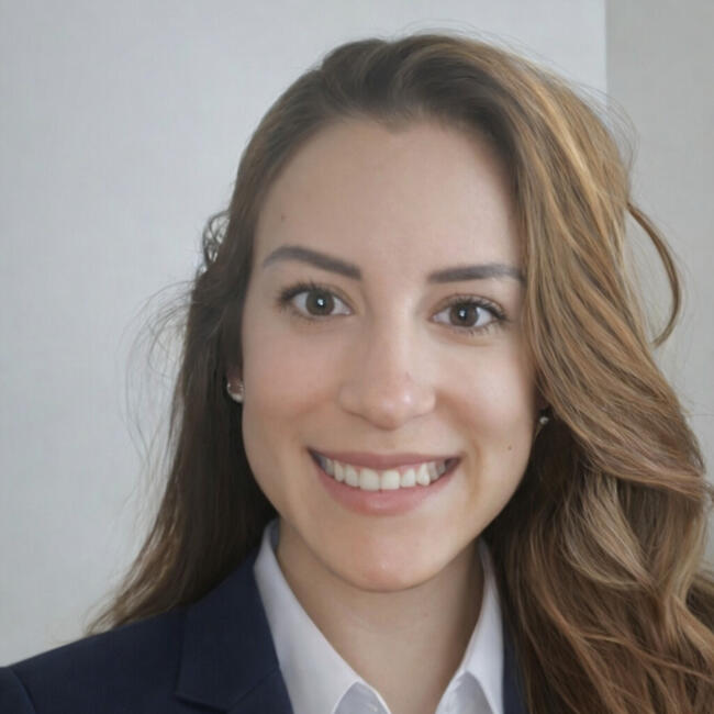 Babysitter in Camas: Rocío