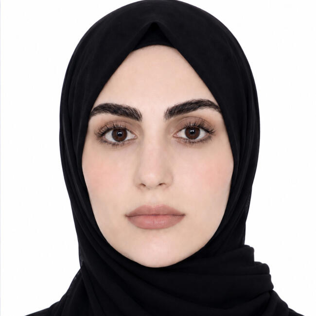 جليسة أطفال في دبي: Sara