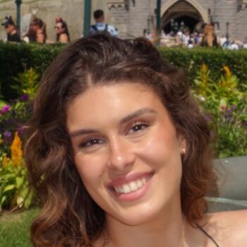 Babysitter em Lisboa: Inês