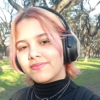 Babysitter in Barcelona: Adrianis Borges