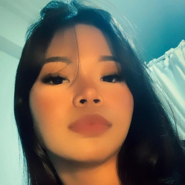 位于Singapore Island的临时保姆: Miss RiRi