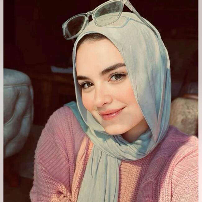 وظيفة جليسة أطفال في سموحة: Eman