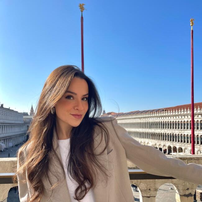 Babysitter in Seville: Elisabeth