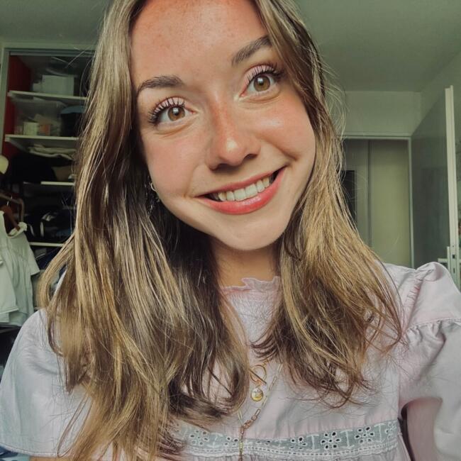 Babysitter in Sérent: Emma