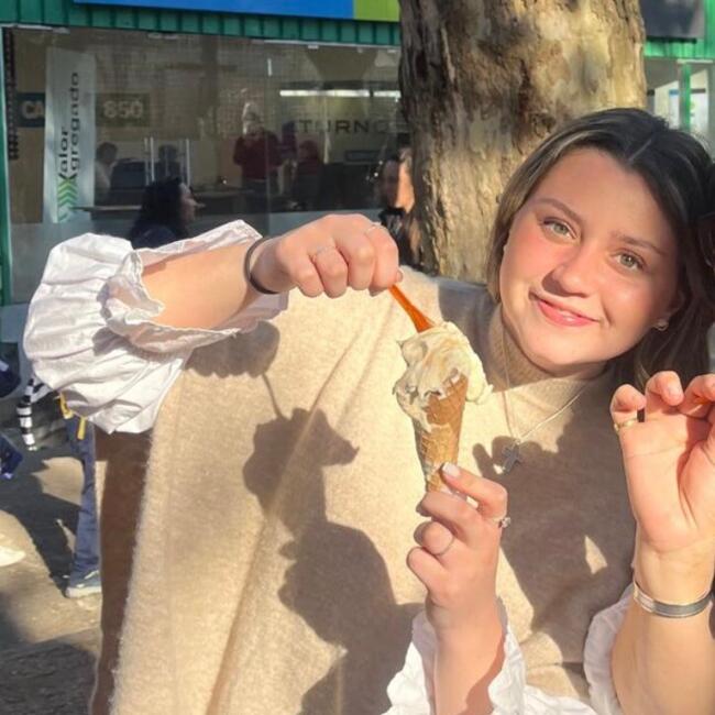 Babysitter in Montevideo: Pilar