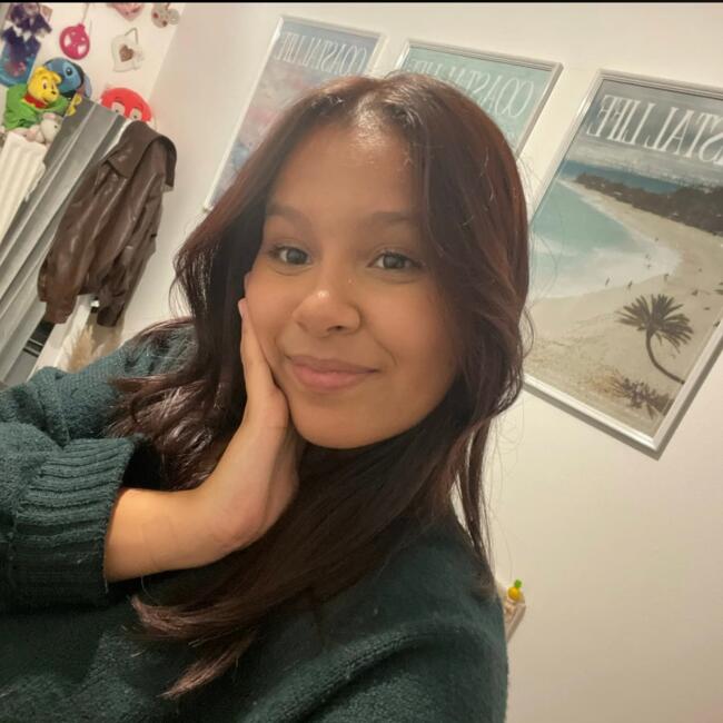 Babysitter in Isle: Chloé