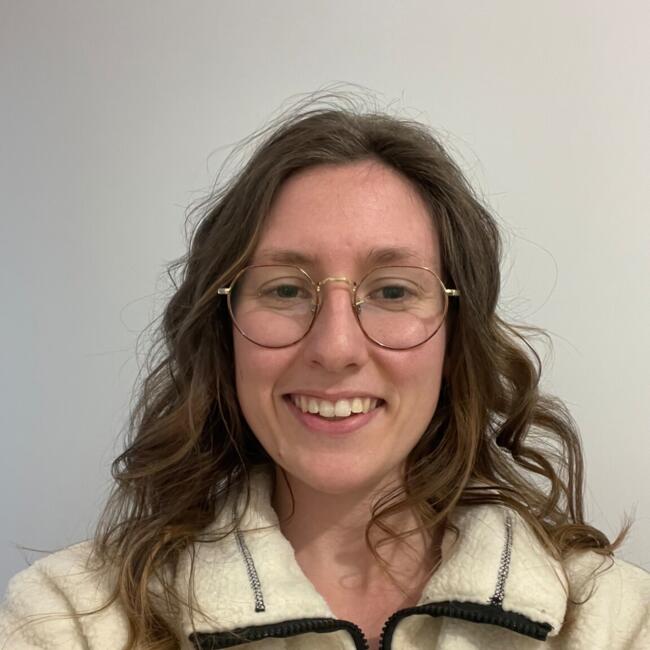 Babysitter in Poitiers: Célia