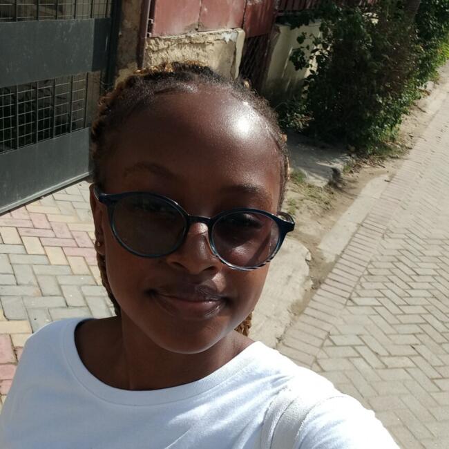 Babysitter in Mombasa: Muthiani