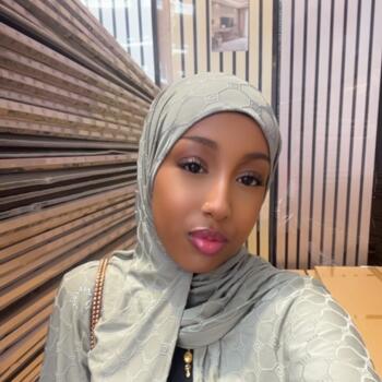 Oppas in Rotterdam: Samira