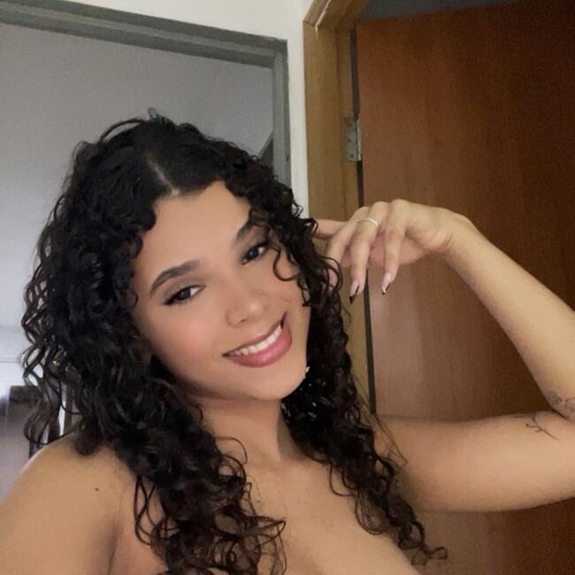 Babá em Sao Jose do Rio Preto: Larissa