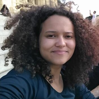 Babysitter in Jacareí: Flavia