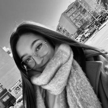 Baby-sitter in Alcobendas: Lucia