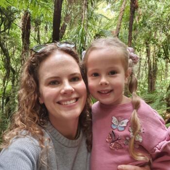 Babysitter in Hamilton: Jasmine