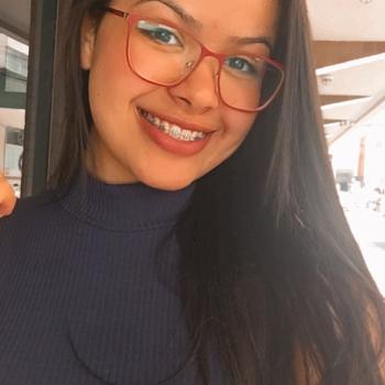 Babysitter Itajaí: Damares