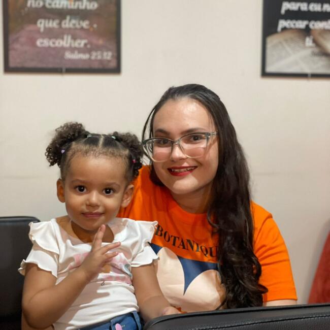 Emprego de babá em Caldas Novas: Leticia