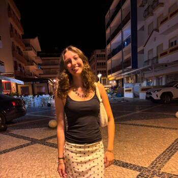 Babysitter in Fazendas de Almeirim: Letícia