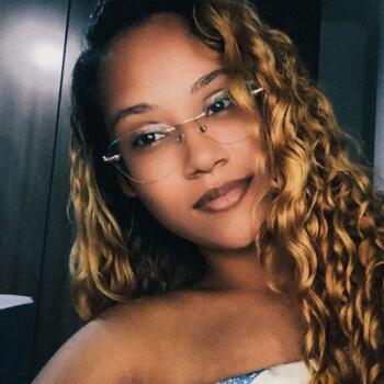 Babysitter in Sobradinho (Sobradinho): Arianne