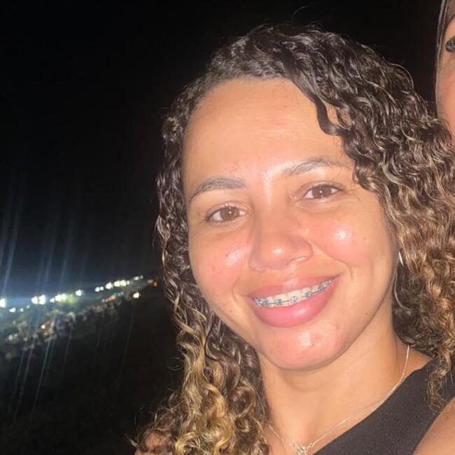 Babá em São João de Meriti: Thais