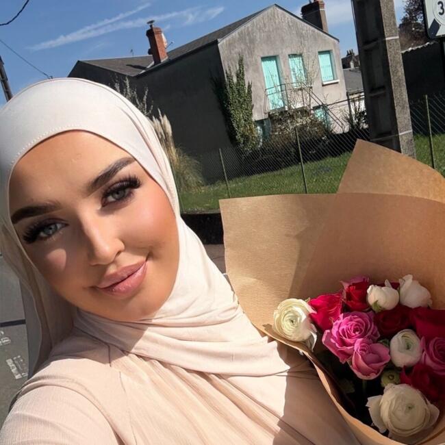 Babysitter in Saint-Jean-de-la-Ruelle: Chloe