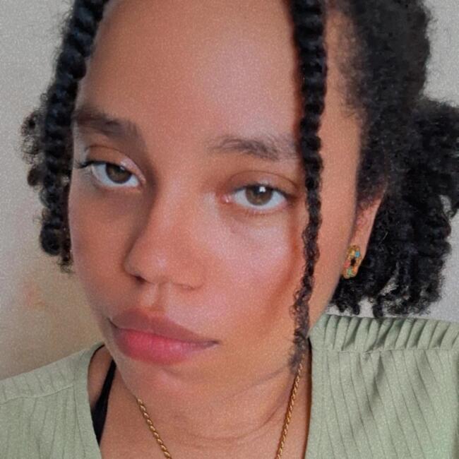 Babysitter in Bugaba: Caroline