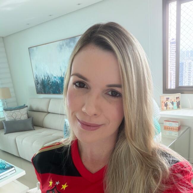 Babysitting job in Recife: Mirella