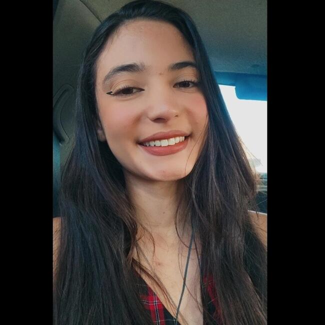 Babysitter in Belo Horizonte: Aline