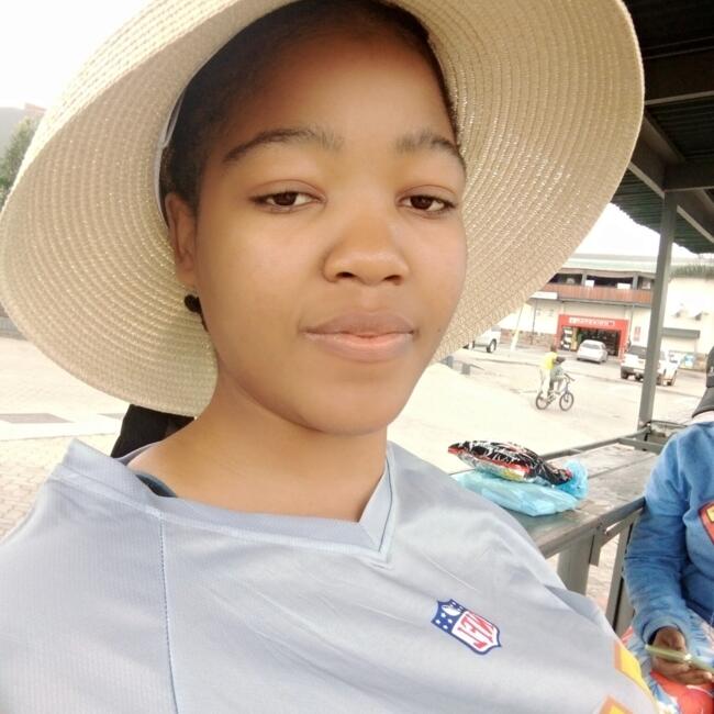 Babysitter in Germiston: Amanda