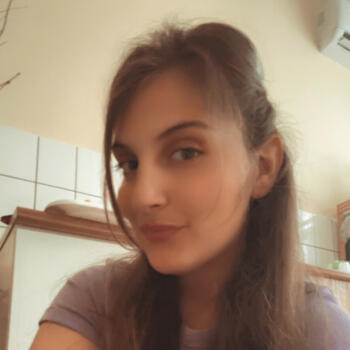 Babysitter in Szolnok: Fanni