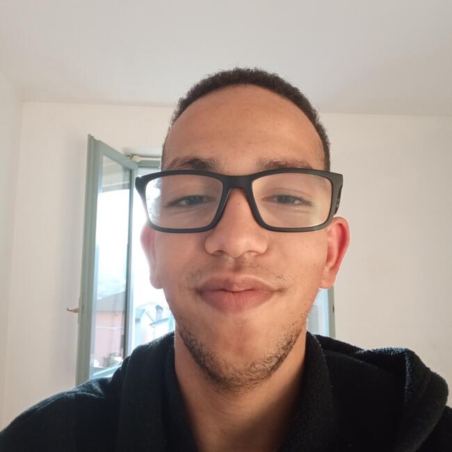 Babysitter in Gandino: Adam