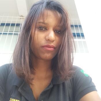 Babysitter in Juiz de Fora: Elaine Dimaima