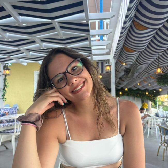 Babysitter in Peristeri: Αφροδίτη