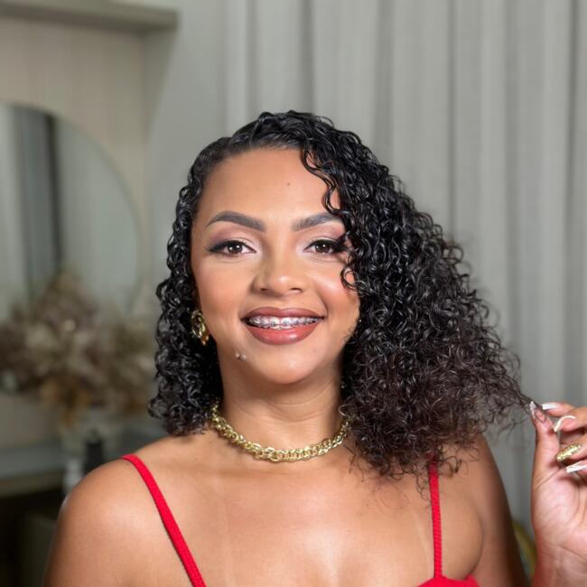 Babysitter in Queimados: Isabelle