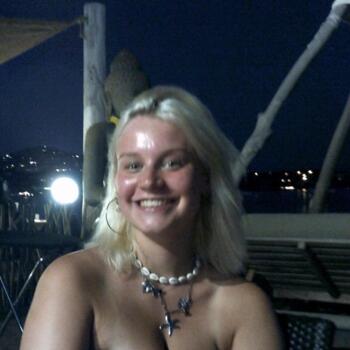 Oppas in Meppel: Hateya