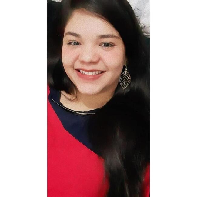 Babysitter em Maia: Evellyn Fernandes