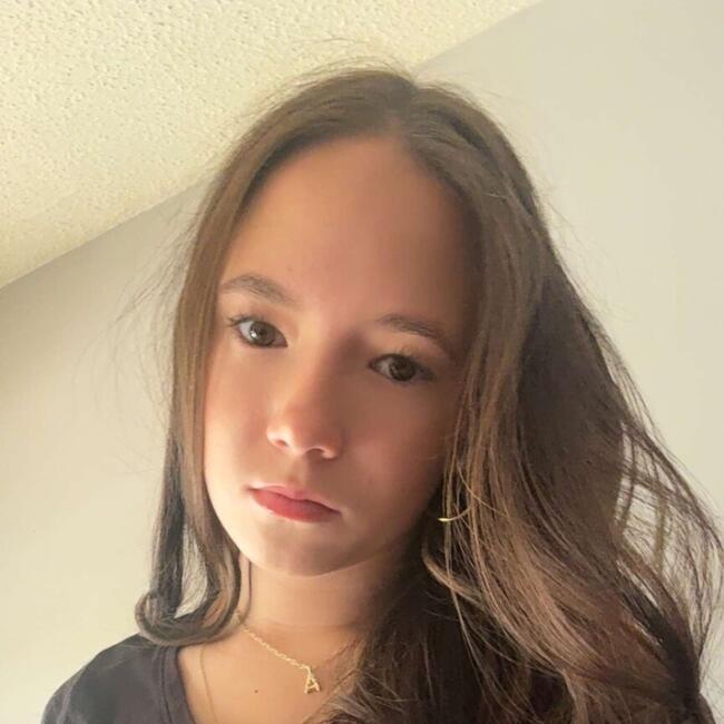 Babysitter in Kennesaw: .