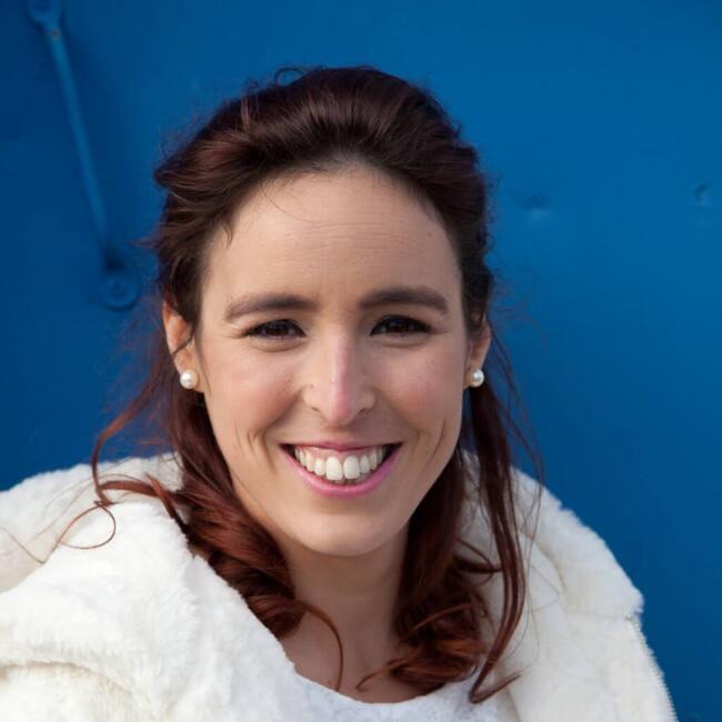 Babysitter in Lagoa (Distrito de Faro): Monica